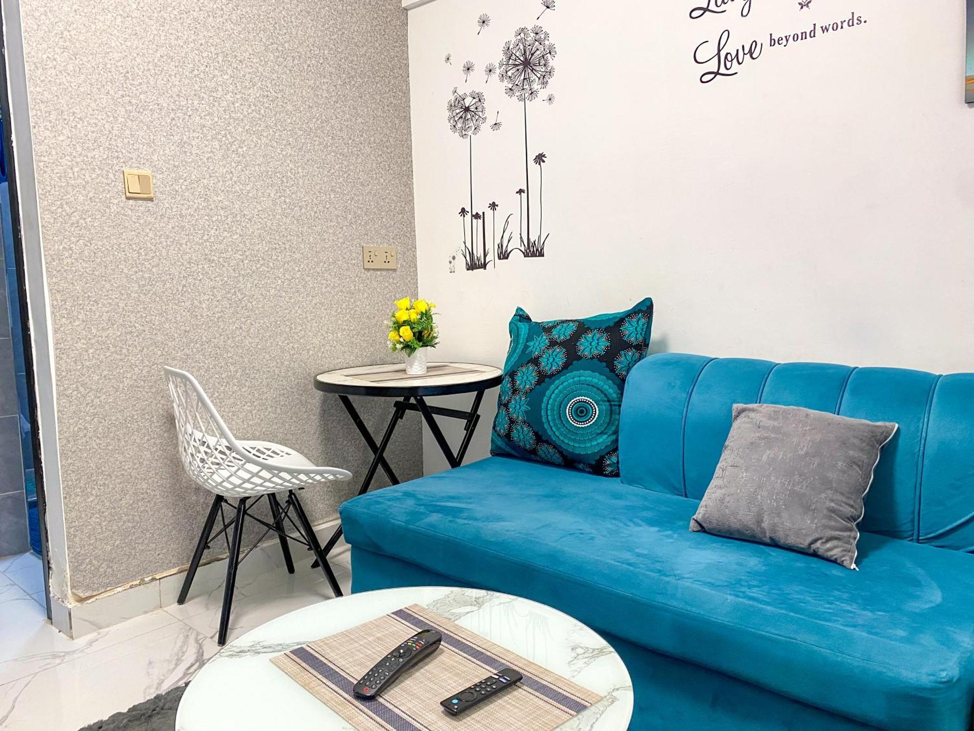 Pazoori Golden Smart Furnished Kilimani Apartment *